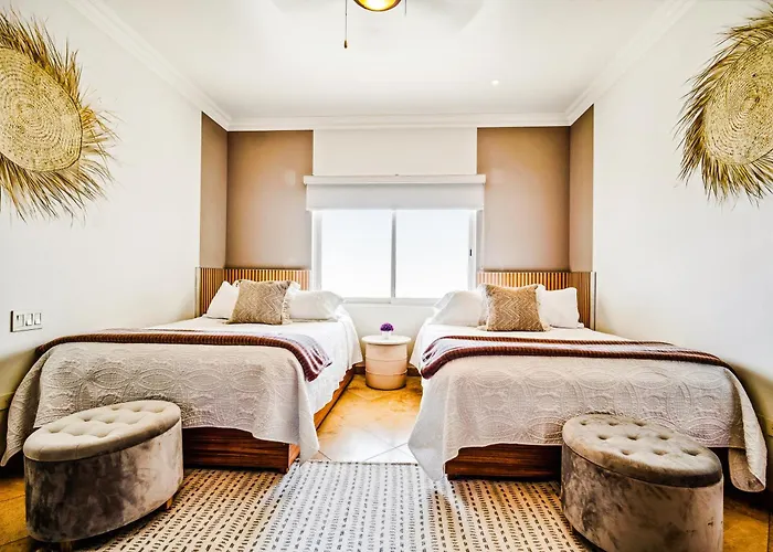 Casa Cascada Cabo Poolside Retreat, Minutes From Beach! Apartamento *